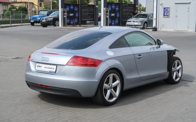 Audi TT cena 29900 przebieg: 121825, rok produkcji 2010 z Ryn małe 742